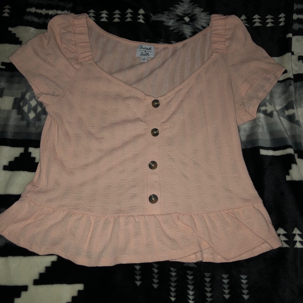 Baby pink short sleeve